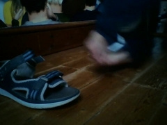 shoeplay with flip flops