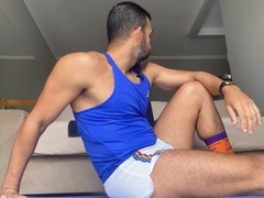 Dan's live stream: Sport and hot underwear try-on