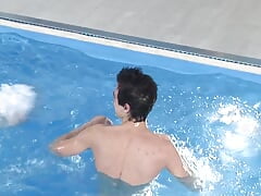 Poolside fuck with hot guys eager for cock
