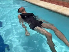 Super Gifted Colombian With His Cock Makes Exclusive Hot Video