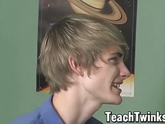 Blond teacher Steffen Van anal fucks student Preston Andrews