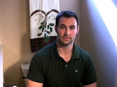 STRAIGHT FRATERNITY - Engaged Guy Blown On The DL