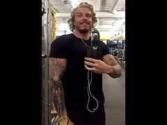 Surfer Bro Wants a Piece of this FagCash Action He's Heard A