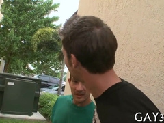 Watch this stunning dude pound his ass with his strapon in an incredible anal session