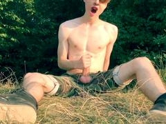 horny twink wanks big dick