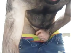 Turkish bear shows off on cam