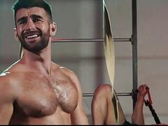 Woody Fox & Alam Wernik closes the theatre with style