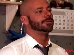 Hard labour - Behind the scenes