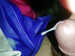 cumming on lycra spandex