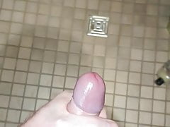 Huge cumshot in der Dusche