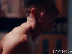 Twink Tristan Hunter facialized after hardcore doggystle fuck