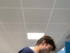wank in the locker room after the gym