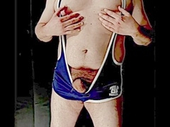 Wrestler in tight singlet indulges in post-match self-pleasure
