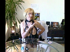 Demonia de mec nue en pute