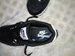 Nike Air Max 90 cum inside