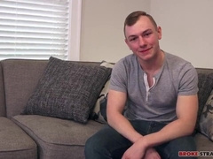 Fresh Dude to Pornography Explains what he Expects for his very first Time Boinking a Dude