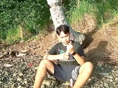 Sperma schlucken draussen, filipino sissy, twink