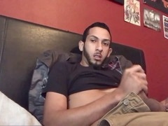 Brian Bonerz jacks off fast