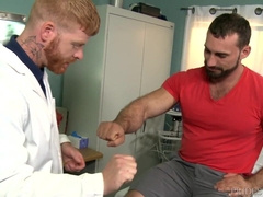 Dr. Anthony Totally Examens Jaxton Wheeler's Phat Sausage