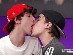Paul Delay tastes the monster cock of Jules Laroche