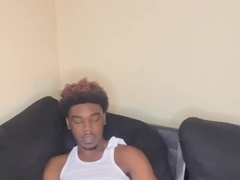 Fuck-a-thon dame unleashes huge fountain