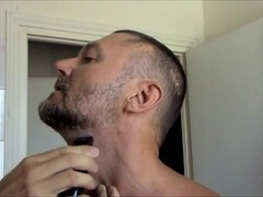 In french, masturbation, peeing