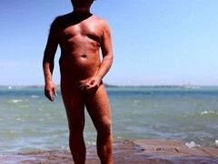 watch him show off outdoors